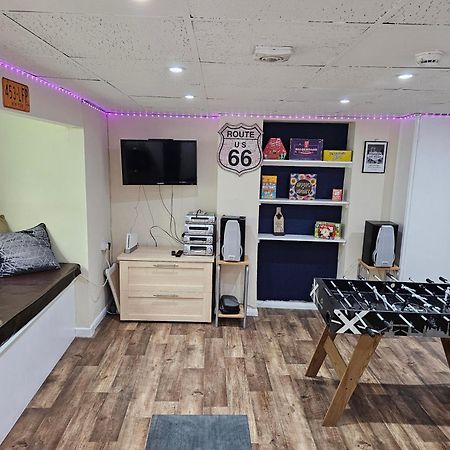 Spacious Modern Ground Floor Apartment, For Up To 6 Guests Scarborough Kültér fotó